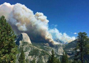 Meadow Fire im Little Yosemite Valley. Foto: NPS Meadow Fire im Little Yosemite Valley. Foto: NPS