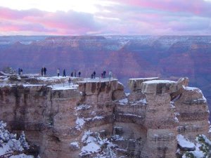 Schnee am Mather Point. Foto: NPS